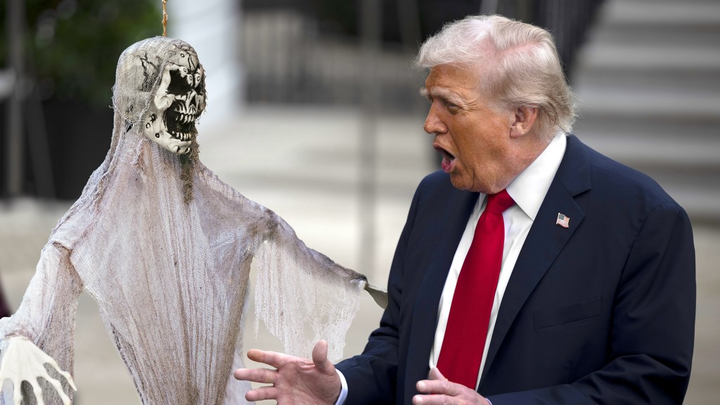Diplomatic Talks Break Down Between Trump, Motion-Activated Ghost Decoration