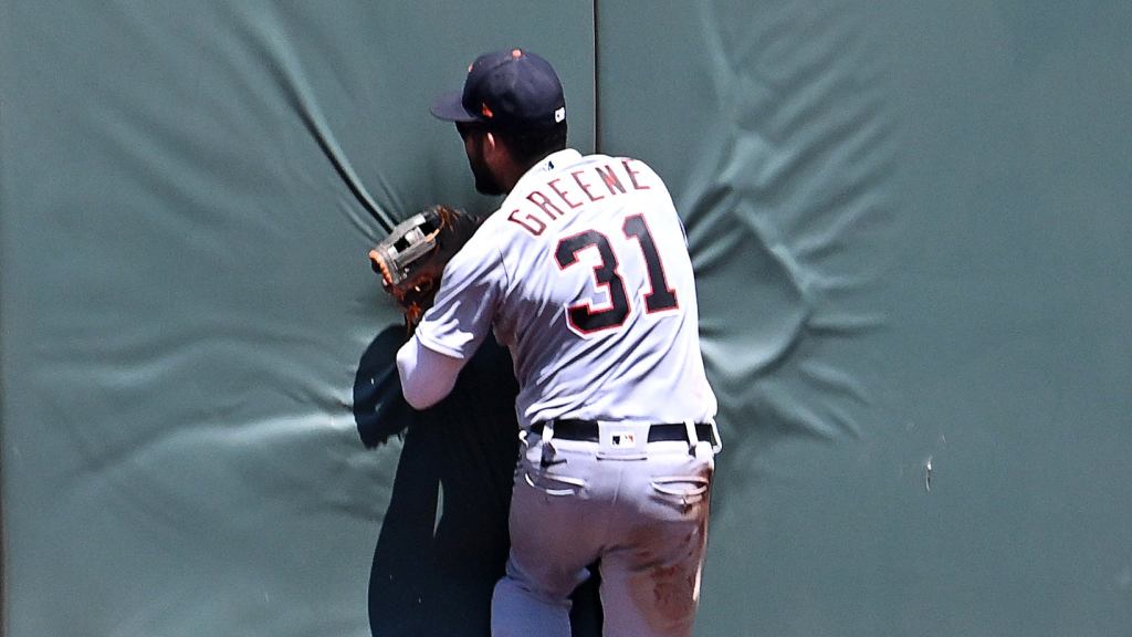 Tigers Center Fielder Crashes Into Outfield Wall Just To Feel Something