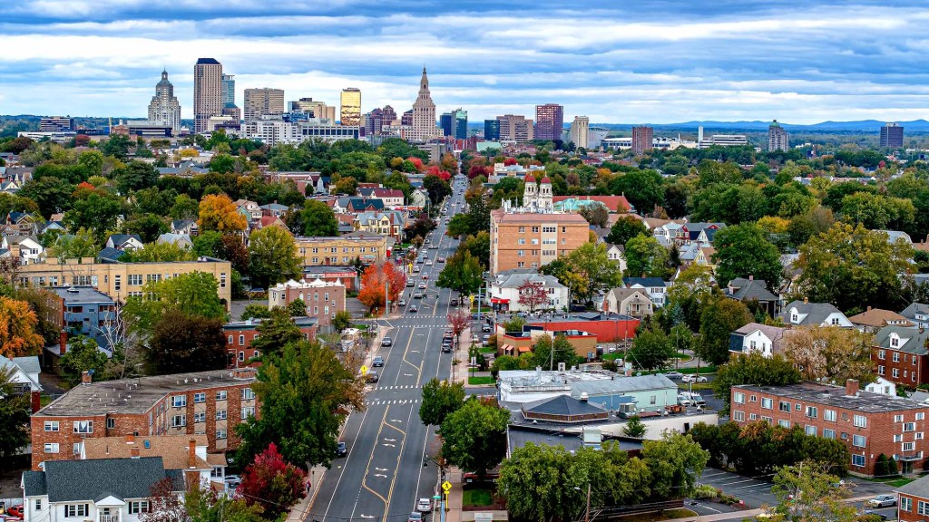 Yankees Move To Connecticut To Raise Kids